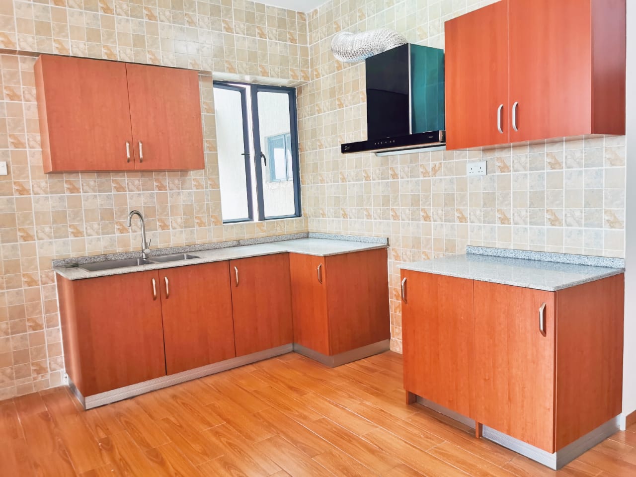 3 Bedroom house All ensuite in Kilimani for sale 