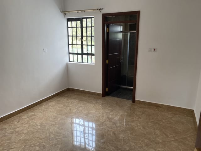 3 bedrooms and semi Detached Dsq for Sale in Kiambu road along the Northern bypass
