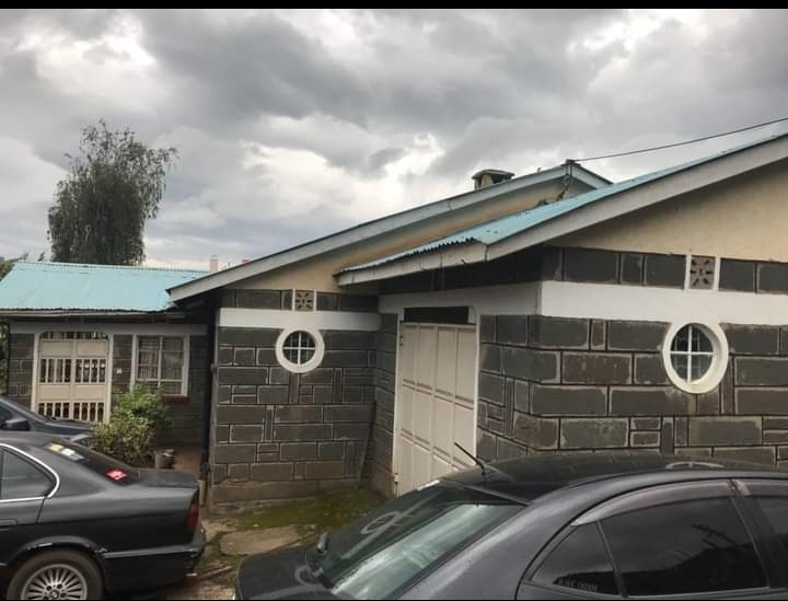 2 bedroom house for sale in Nakuru
