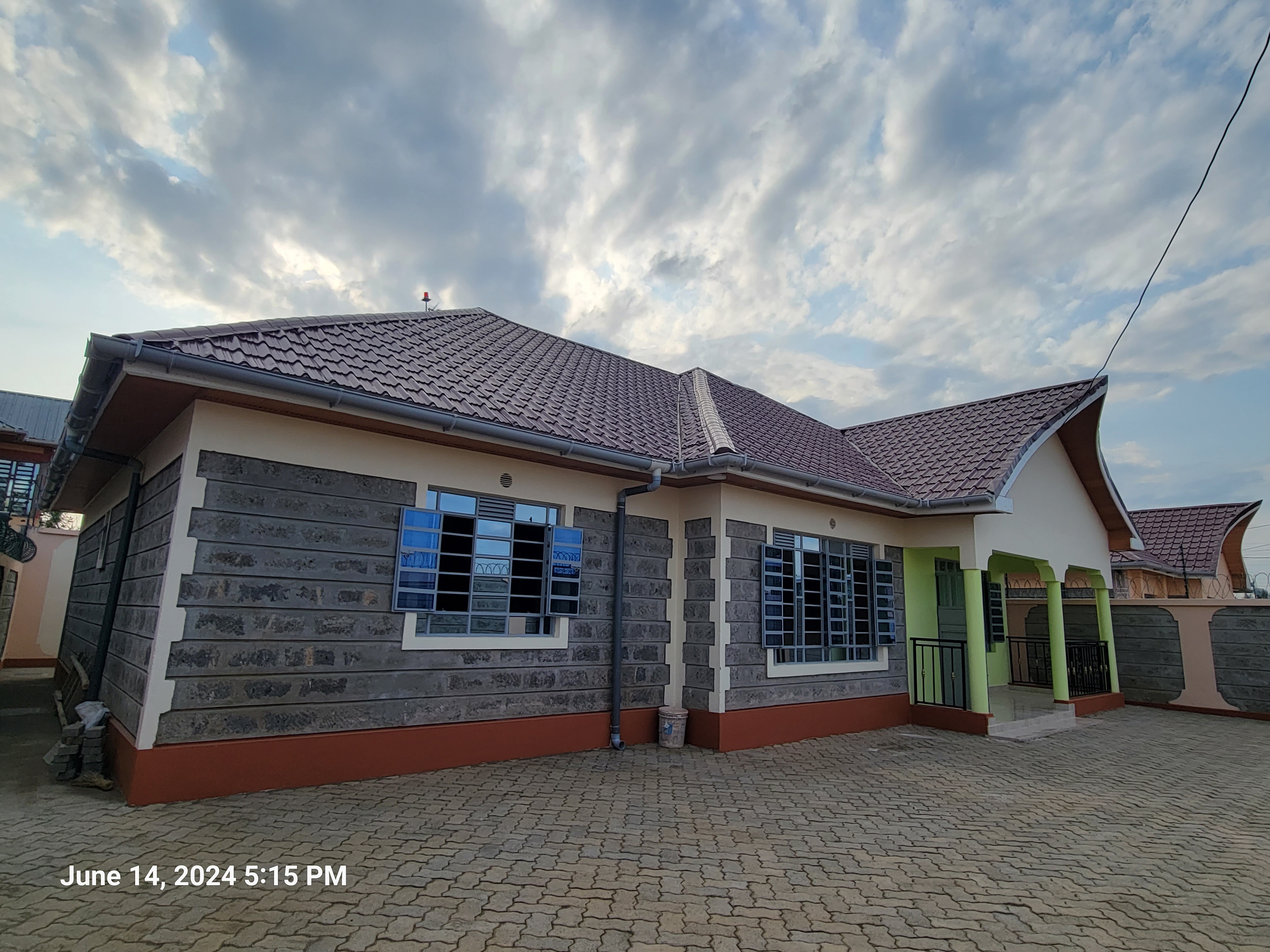 3bedrooms all ensuite bungalow for Sale in Ruiru Mugutha