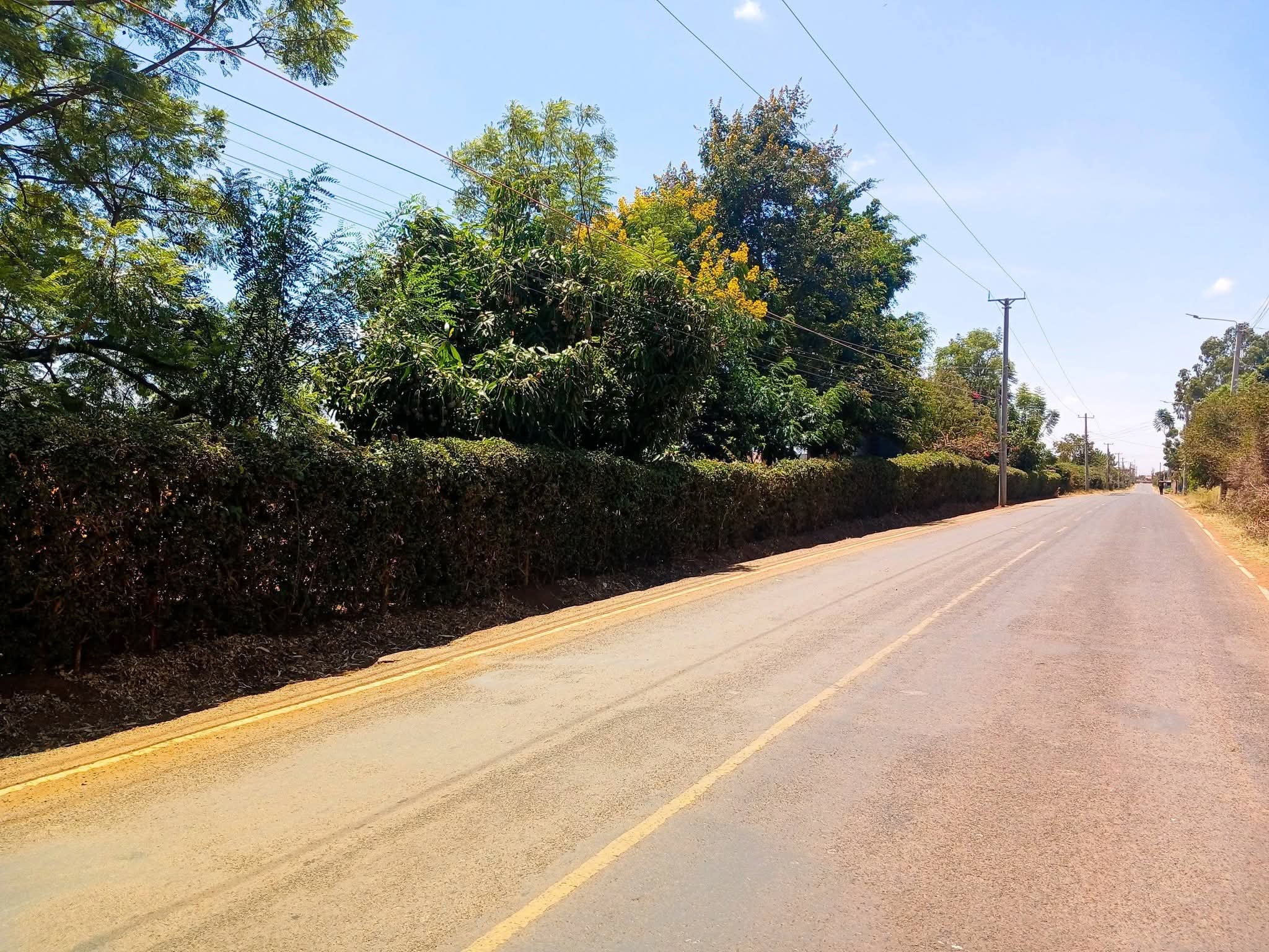 10 ACRES PRIME TARMAC LAND IN KENYATTA ROAD – EXIT 14