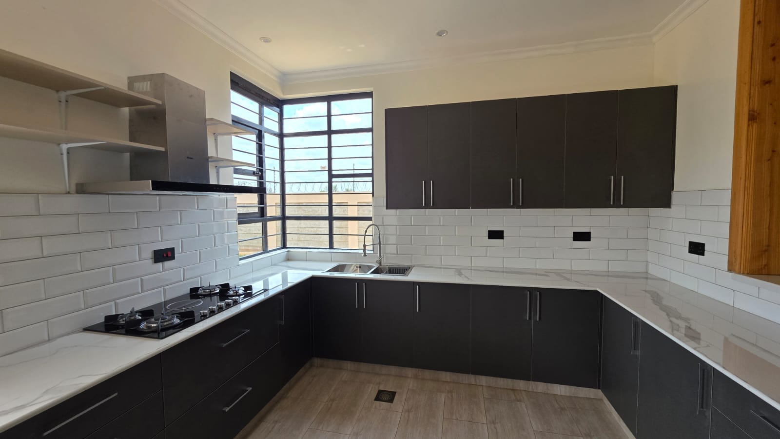 Elegant 4 Bedroom Maisonette + DSQ in Ruiru | KSh 26M