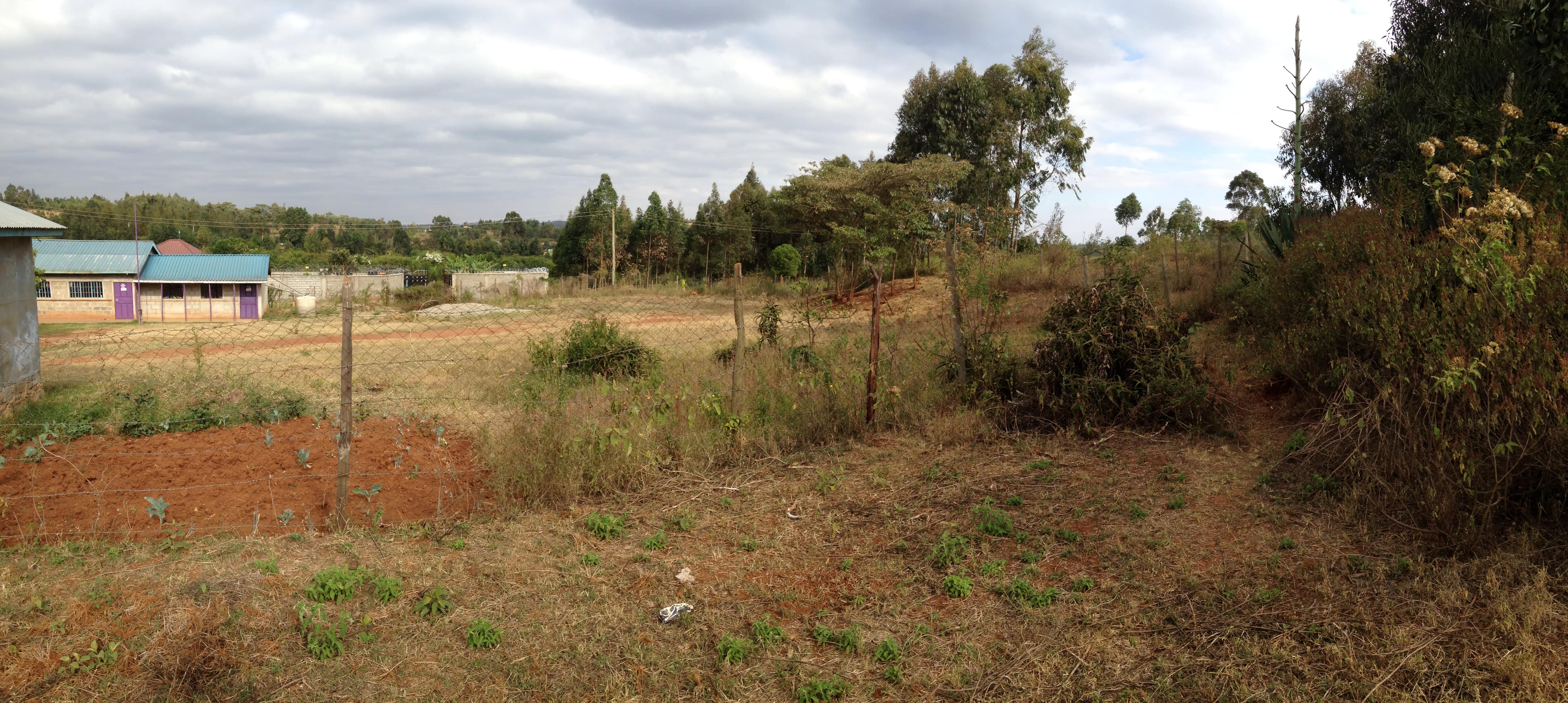 100 by 100 (1/4 acre ) plot on sale in Kikuyu Kamangu